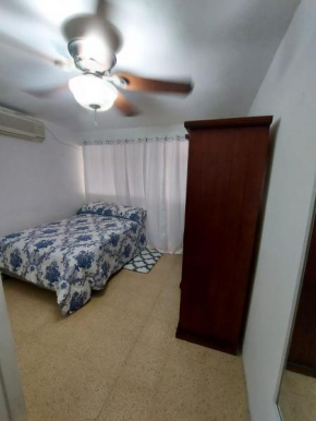 Habitacion en buena locacion y precio PH Jaime Alberto